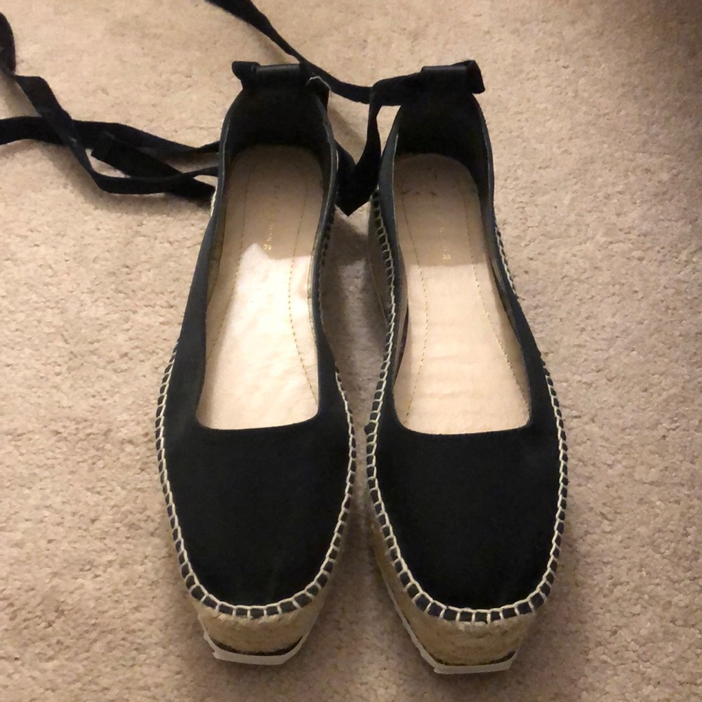 Used zara strapped sandals